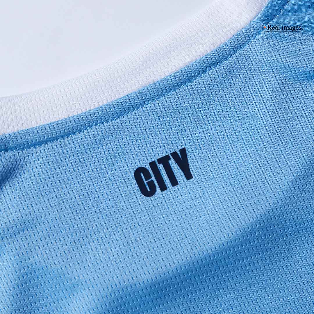 Manchester City lasten kotijalkapallopaidat 2025/26