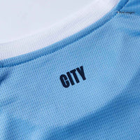 Manchester City lasten kotijalkapallopaidat 2025/26
