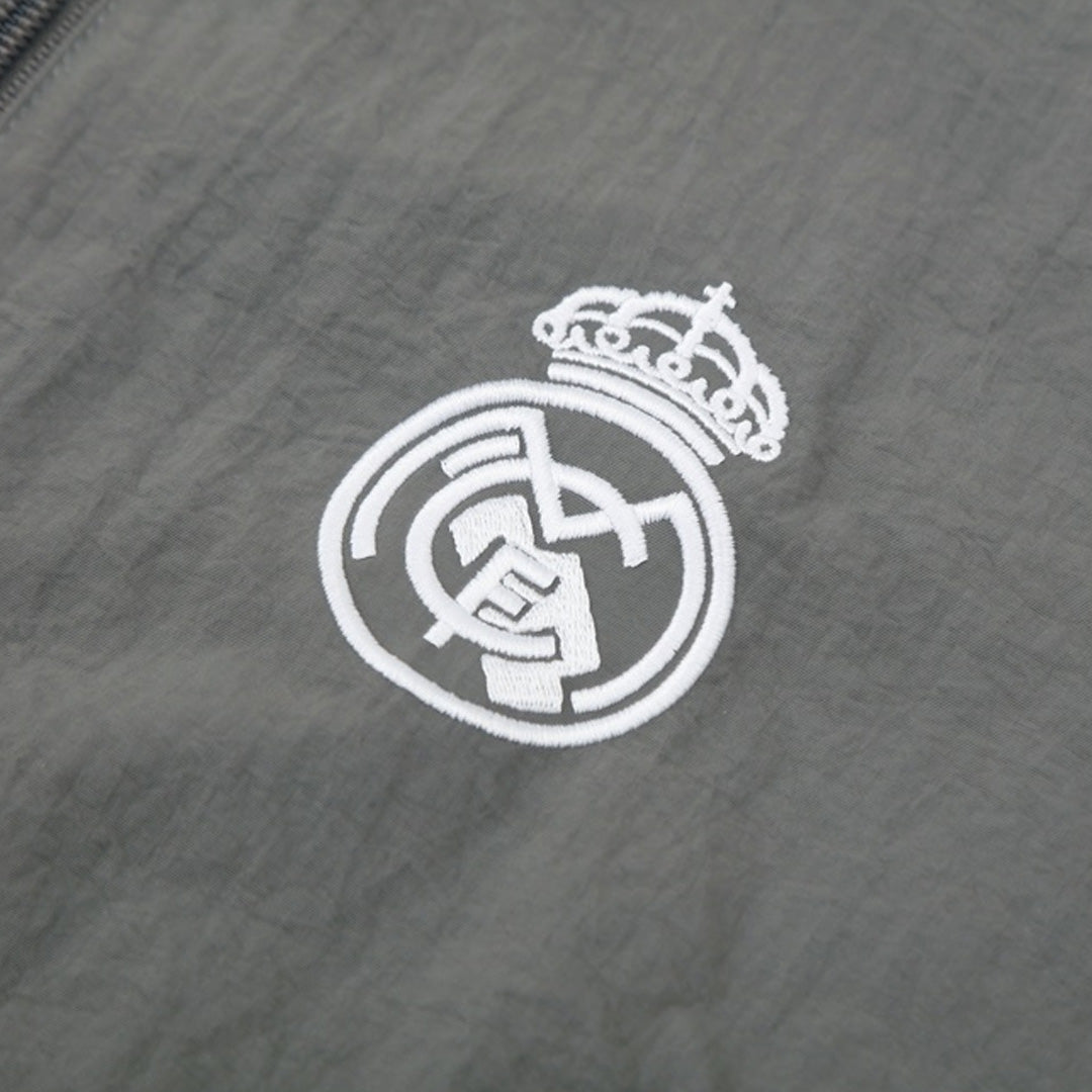 Real Madrid vindjakkejakke 2025/26 - Grå