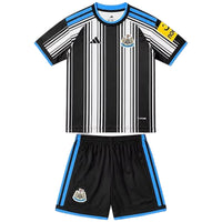 Newcastle Unitedin lasten kotijalkapallopaita 2026/27