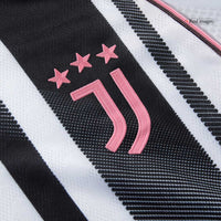 Juventus hjemmespillerversjon Jersey 2025/26