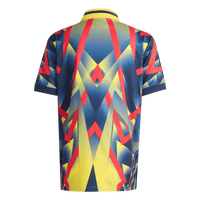 Arsenalin erikoisjalkapallopaita 2025/26