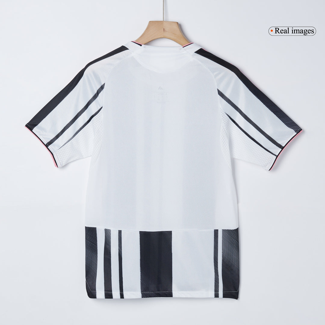 Juventus hjemmespillerversjon Jersey 2025/26