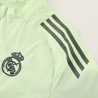 Real Madrid -tuulitakki 2025/26 - Vihreä