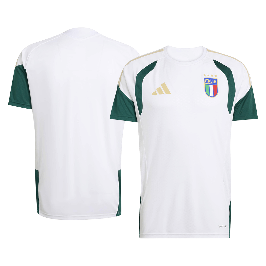 Italia Jalkapallopaita ennen vuoden 2026 MM-kisojen ottelua Valkoinen